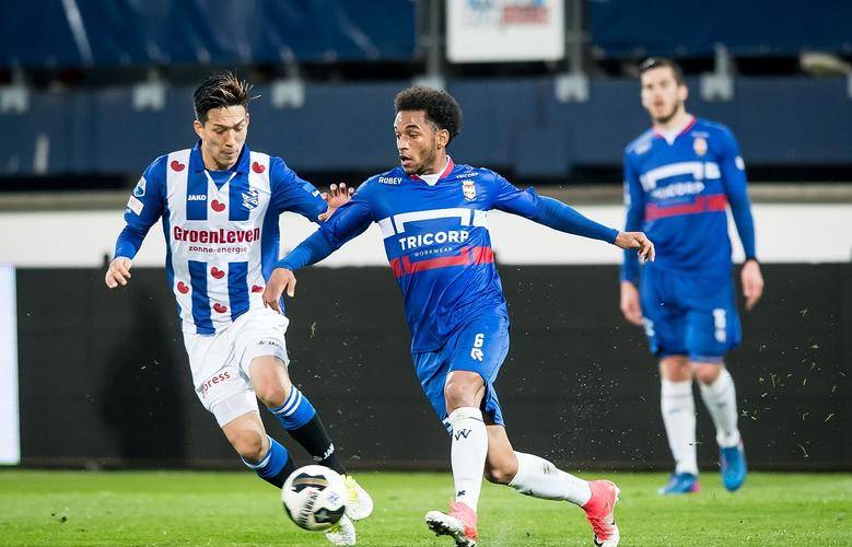 日益展现出 日益展现出